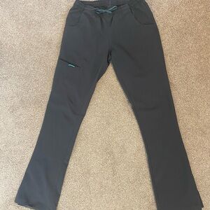 Med Couture gray scrub pants